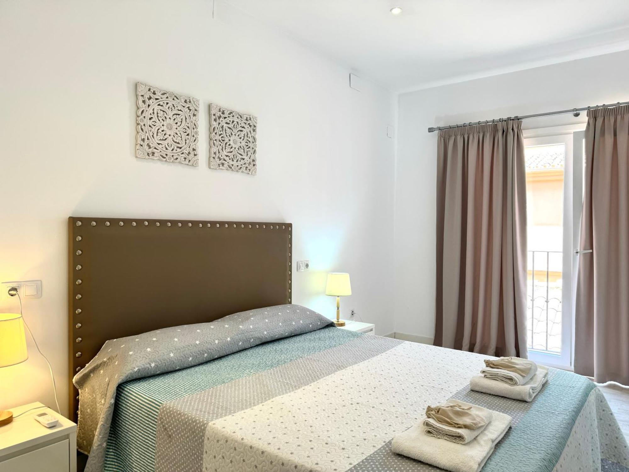 Apartment Benalroma A 50 Metros De La Playa! *